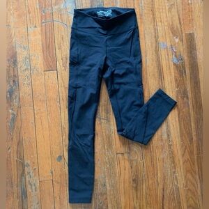 Black Outdoor Voices SuperForm 7/8 Leggings with Side Pockets